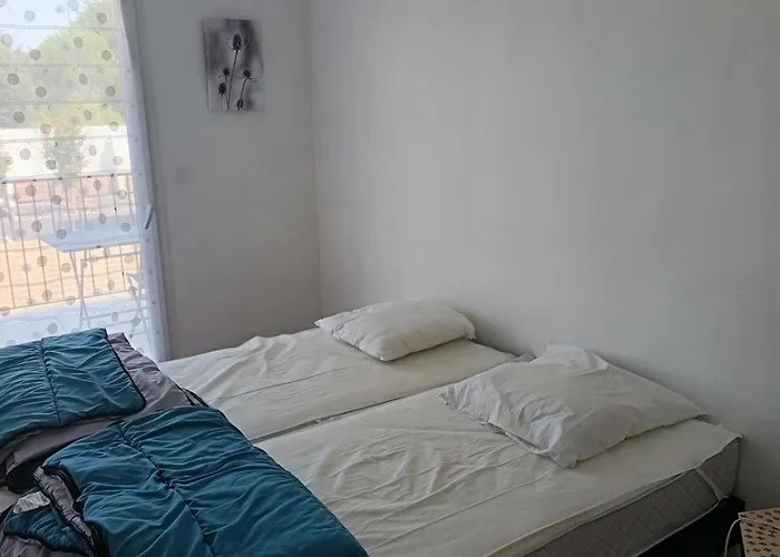 De Charme En Plein Centre-ville, Proche Du Marche * Saint-Jean-de-Monts