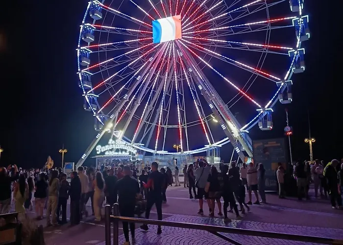De Charme En Plein Centre-ville, Proche Du Marche Saint-Jean-de-Monts